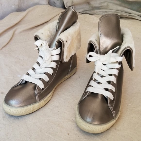 Arizona Jean Co High Top Sneakers with faux Fur Lining 9M - Picture 6 of 11